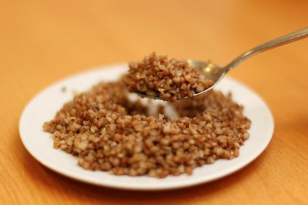 Диетолог Арзамасцев назвал самую полезную кашу