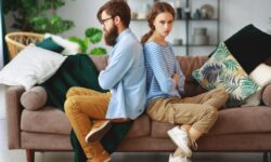 6 самых больших ошибок в общении с партнером, которых стоит избегать