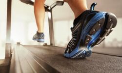 Как выбрать обувь для беговой дорожки