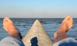 Невролог Демьяновская рассказала, о каких болезнях говорят постоянно мерзнущие ноги