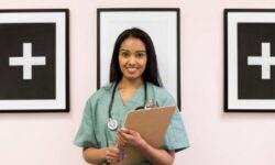 Врач перечислила повышающие развитие рака молочной железы факторы