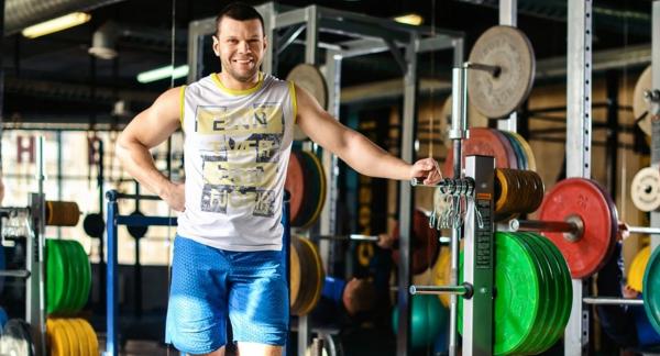 Силовые тренировки: что это такое, в чем польза и вред, как заниматься правильно (видео) Силовые тренировки: что это такое, в чем польза и вред, как заниматься правильно (видео)